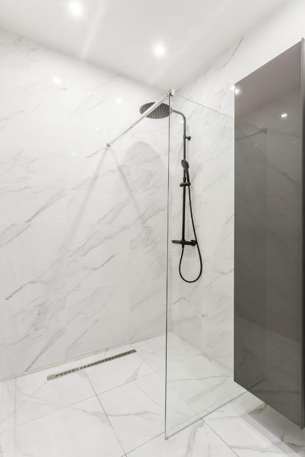 180 Suite Eden, Luxury Apt At Sacre Coeur パリ エクステリア 写真